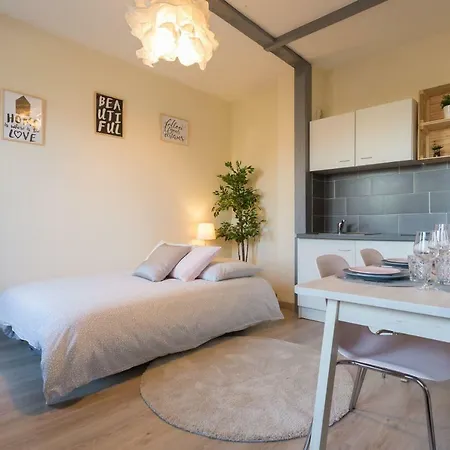 ★ Charmant F2 ★ Gare - Centre ★ Terrasse ★ Apartment
